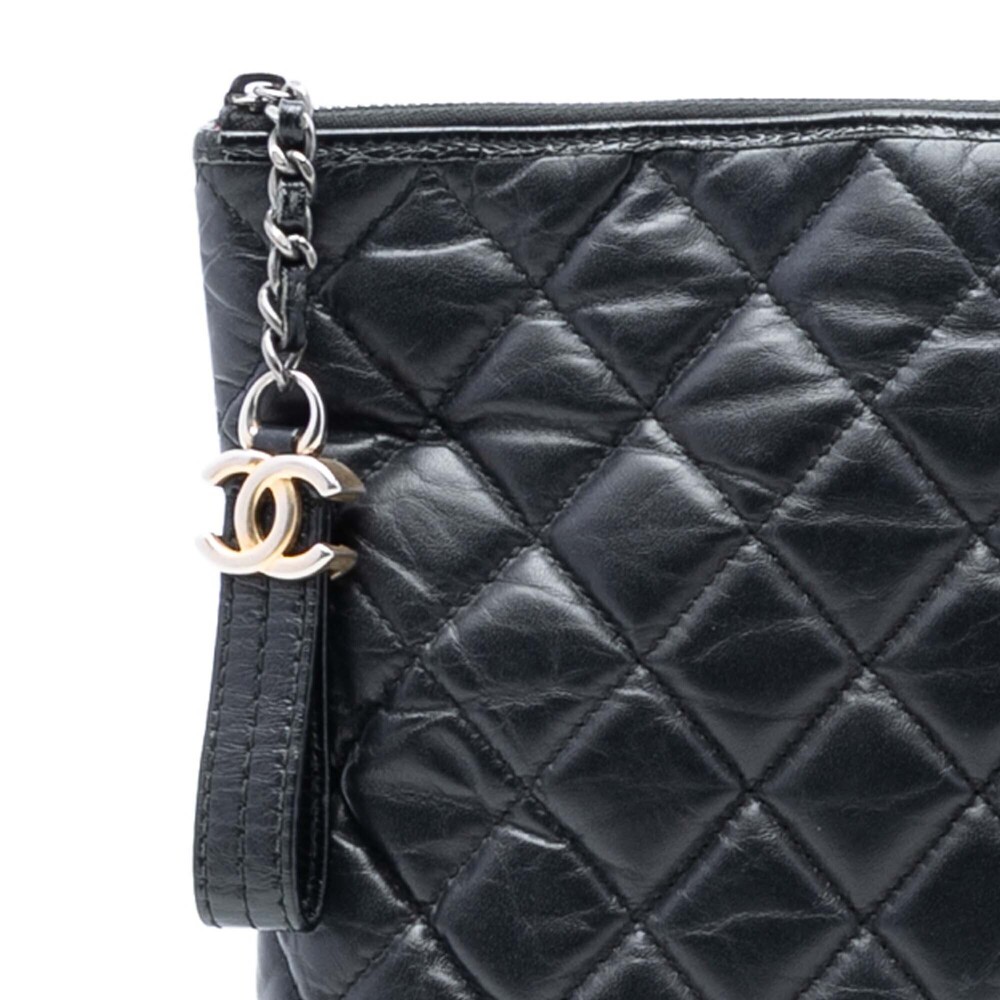 Pre-Loved Chanel Large Aged Calfskin Gabrielle O Case Clutch - Picture 7 of 8